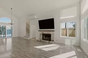 7200 Roxanne Ln, Rohnert Park, CA 94928 - Photo 14