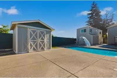 7200 Roxanne Lane, Rohnert Park, CA 94928 - Photo 68