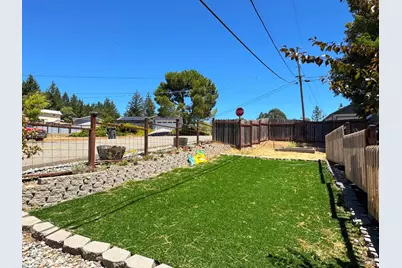 26851 Hawk Drive, Willits, CA 95490 - Photo 24