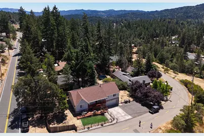 26851 Hawk Drive, Willits, CA 95490 - Photo 44