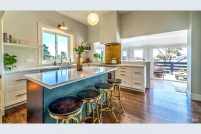 301 Trinity Street, Vallejo, CA 94590 - Photo 10