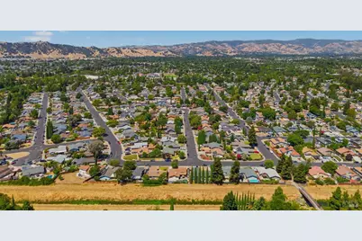 266 Fairview Drive, Vacaville, CA 95687 - Photo 52