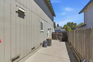 2417 Lemur St, Santa Rosa, CA 95401 - Photo 28