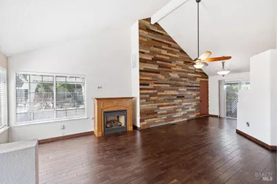 902 Edgewood Circle, Suisun City, CA 94585 - Photo 8