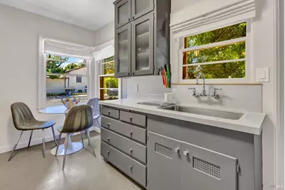 630 Randolph Street, Napa, CA 94559 - Photo 8