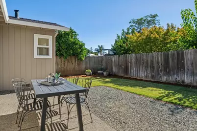 18935 Robinson Road, Sonoma, CA 95476 - Photo 32