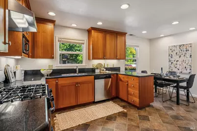 18935 Robinson Road, Sonoma, CA 95476 - Photo 14