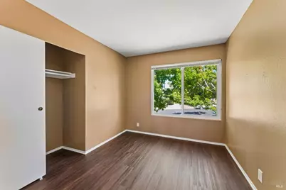 355 Parkview Ter Terrace #A-8, Vallejo, CA 94589 - Photo 18
