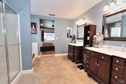 918 Fallsgrove Way, Vacaville, CA 95687 - Photo 14