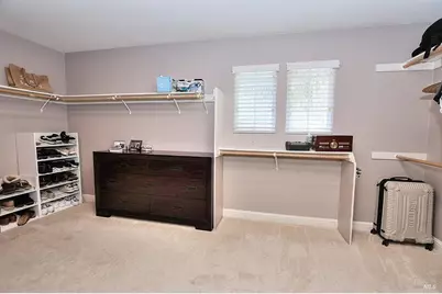 918 Fallsgrove Way, Vacaville, CA 95687 - Photo 16