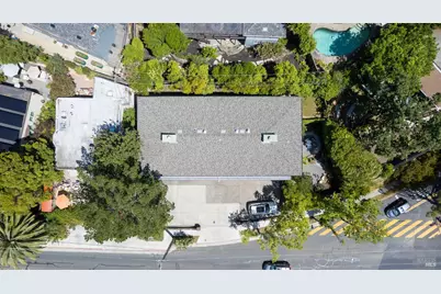 1562 Sir Francis Drake Boulevard, San Anselmo, CA 94960 - Photo 8
