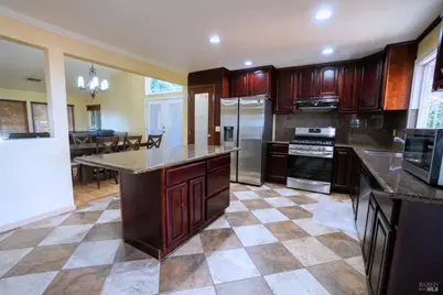 75 Parkview Court, American Canyon, CA 94503 - Photo 4