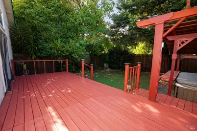 75 Parkview Court, American Canyon, CA 94503 - Photo 16
