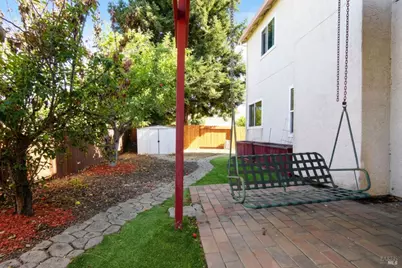 75 Parkview Court, American Canyon, CA 94503 - Photo 20