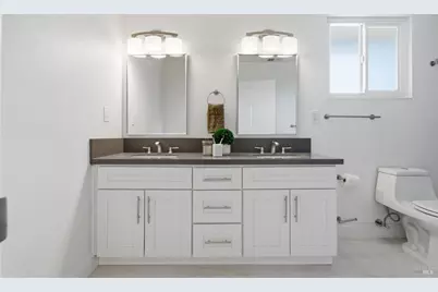 13 Sutro Court, Novato, CA 94947 - Photo 30