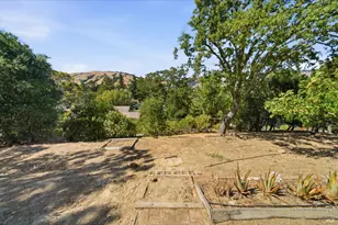 13 Sutro Ct, Novato, CA 94947 - Photo 46