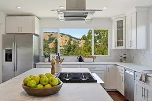 13 Sutro Ct, Novato, CA 94947 - Photo 18