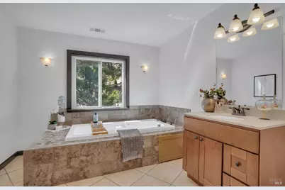 101 Chelsea Hills Drive, Benicia, CA 94510 - Photo 38