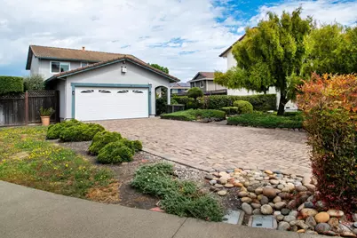 116 Glacier Court, Petaluma, CA 94954 - Photo 2
