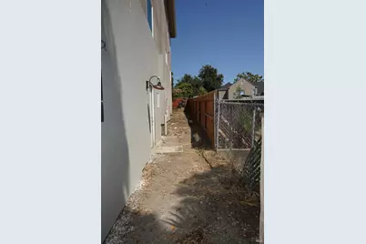 2862 82nd Avenue, Oakland, CA 94605 - Photo 10