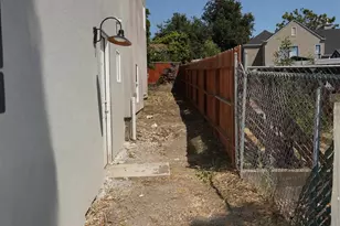2862 82nd Ave, Oakland, CA 94605 - Photo 10
