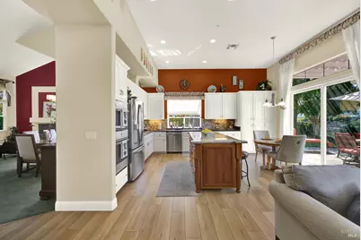 41 N Newport Drive, Napa, CA 94559 - Photo 18
