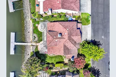 41 N Newport Drive, Napa, CA 94559 - Photo 34