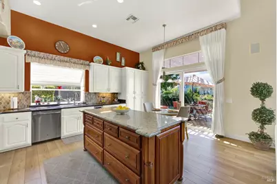 41 N Newport Drive, Napa, CA 94559 - Photo 20