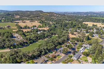 1240 Arroyo Sarco Way, Napa, CA 94558 - Photo 6