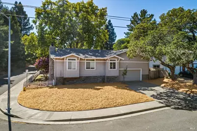 602 Deerfield Lane, Petaluma, CA 94952 - Photo 1