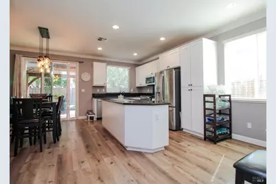 7018 Westminster Court, Vacaville, CA 95687 - Photo 8
