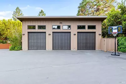 2252 W Dry Creek Road, Healdsburg, CA 95448 - Photo 32