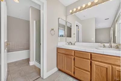 766 McClelland Drive, Windsor, CA 95492 - Photo 32