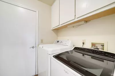 424 Donaldson Court, Suisun City, CA 94585 - Photo 32