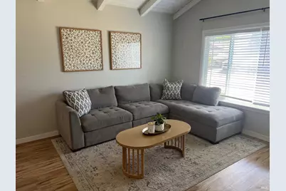 7629 Beth Court, Rohnert Park, CA 94928 - Photo 8