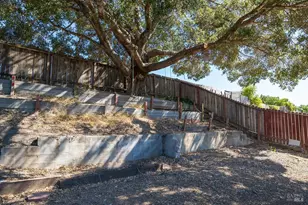 194 San Andreas Dr, Novato, CA 94945 - Photo 14