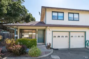 194 San Andreas Dr, Novato, CA 94945 - Photo 2