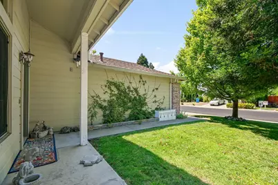 1025 Cinnabar Way, Vacaville, CA 95687 - Photo 24