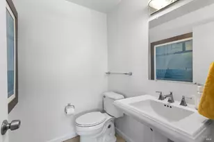 725 Park Ln, Petaluma, CA 94954 - Photo 20