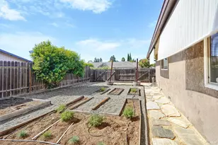 500 Cypress St, Dixon, CA 95620 - Photo 26