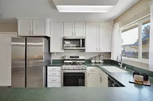 500 Cypress St, Dixon, CA 95620 - Photo 6