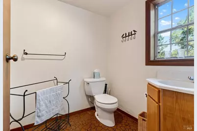 10560 Anderson Valley Way, Boonville, CA 95415 - Photo 30
