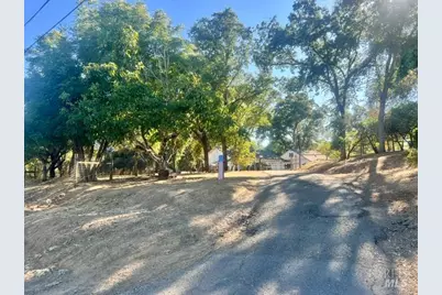 2735 Howard Avenue, Lakeport, CA 95453 - Photo 40