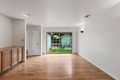 20 Linnell Avenue, Napa, CA 94559 - Photo 16