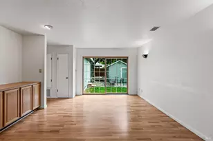 20 Linnell Ave, Napa, CA 94559 - Photo 16