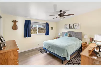 310 Bergwall Way, Vallejo, CA 94591 - Photo 16