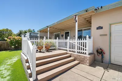 310 Bergwall Way, Vallejo, CA 94591 - Photo 2