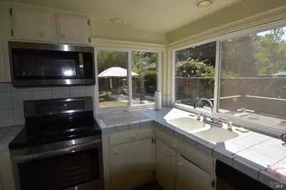 1950 Neotomas Avenue, Santa Rosa, CA 95405 - Photo 20