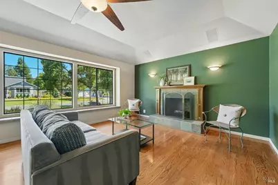 2520 Farrier Court, Santa Rosa, CA 95401 - Photo 4
