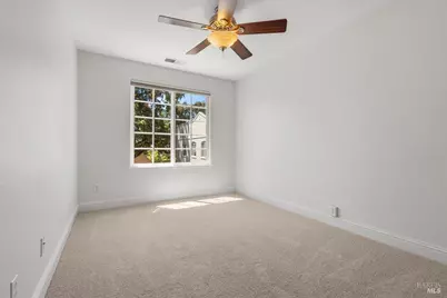 676 McClelland Drive, Windsor, CA 95492 - Photo 30